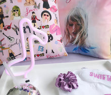 Load image into Gallery viewer, Swifty Fans