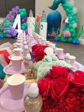 Load image into Gallery viewer, Luxe Picnic